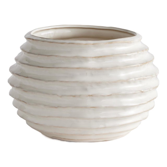 Avani Pot Medium For Sale