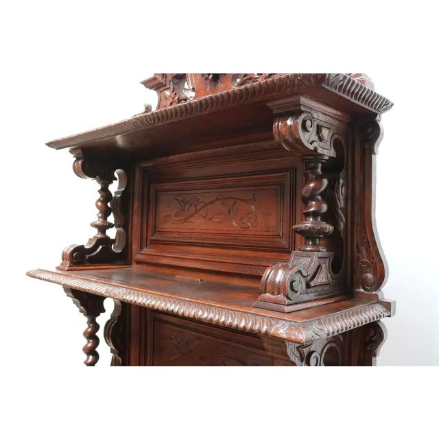Antique FrenchHunting Cabinet in Barley Twist Oak, 1880 For Sale - Image 10 of 15