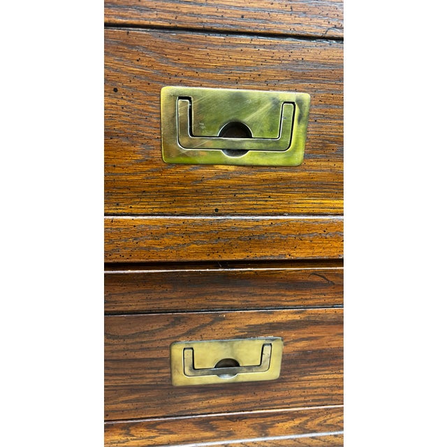 1970s Henredon Style Mid-Century Modern Campaign Oak Nightstand, Circa 1970s For Sale - Image 5 of 6