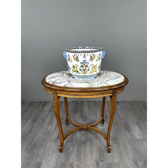 20th Century Renaissance Collection Cachepot and Display Stand from Gien, Set of 2 For Sale - Image 8 of 8