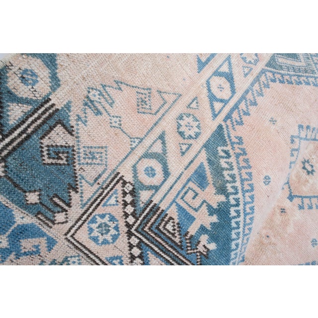 Textile 1960s HandKnotted Washed Out Turkish Oushak Rug 3'11" X 6'1" For Sale - Image 7 of 13