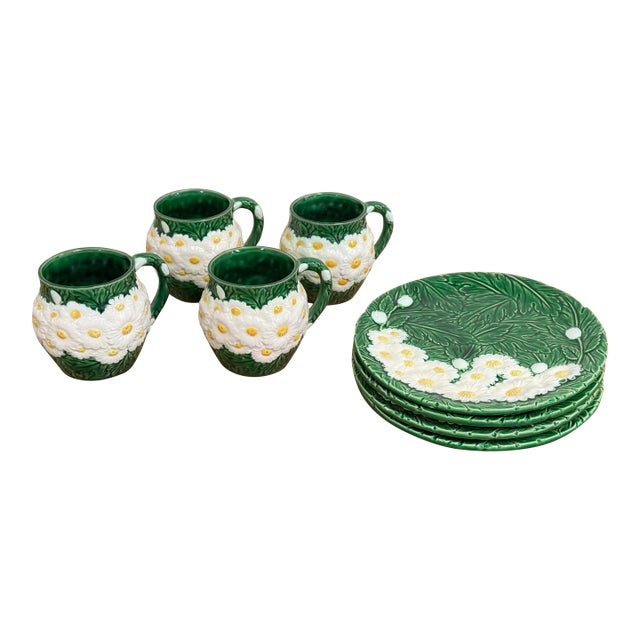 Vintage Ceramic Daisy Motif Mugs and Dessert Plates, 8 PCS For Sale