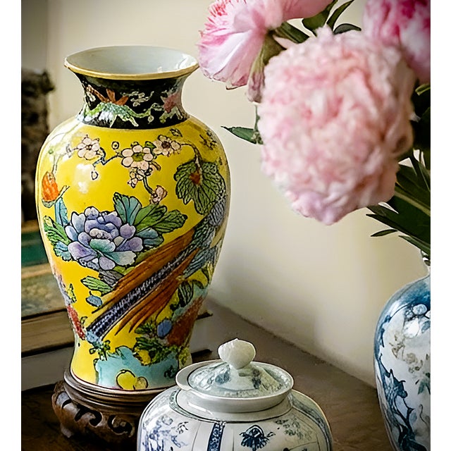 Vintage Yellow Ground Chinoiserie Porcelain Vase & Plate With Phoenix and Peony Motif – 10.75” For Sale - Image 10 of 12