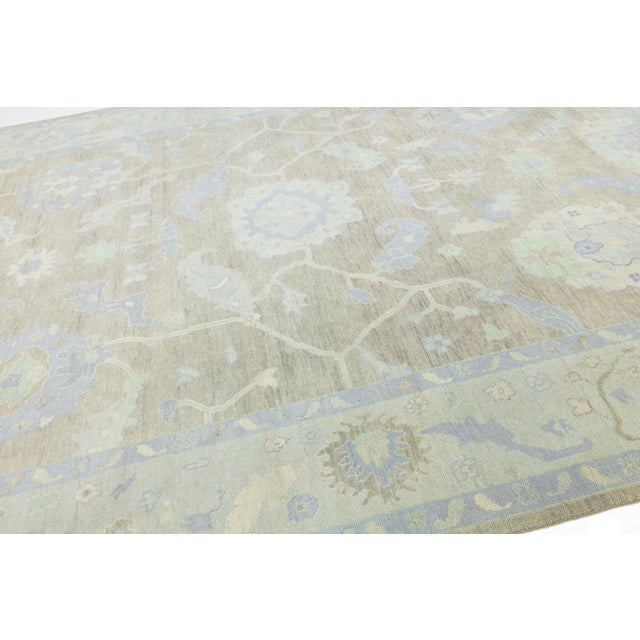 10x14 Modern Oushak Style Hand-Knotted Wool Rug in Neutral Beige & Slate Blue For Sale In New York - Image 6 of 12