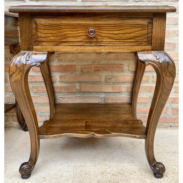 French Louis XV Style Walnut Bedside Tables with Drawer and Open Shelf, 1930s, A Pair For Sale In Miami - Image 6 of 18
