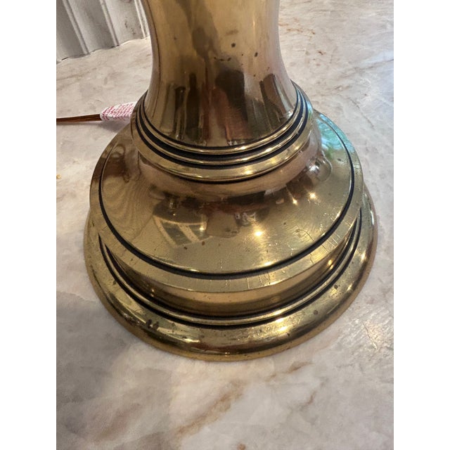 Metal Vintage Hollywood Regency Brass and Enamel Table Lamp For Sale - Image 7 of 9
