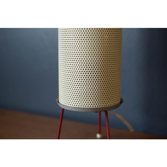 White Mid-Century Modern Italian Tripod Table Lamp For Sale - Image 8 of 10