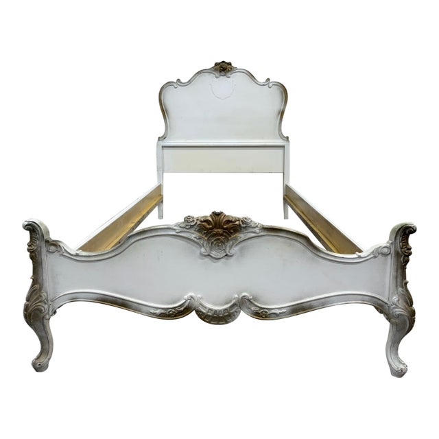 Vintage Twin Size Winnebago Manufacturing Co French Provincial Rococo Style Bed For Sale