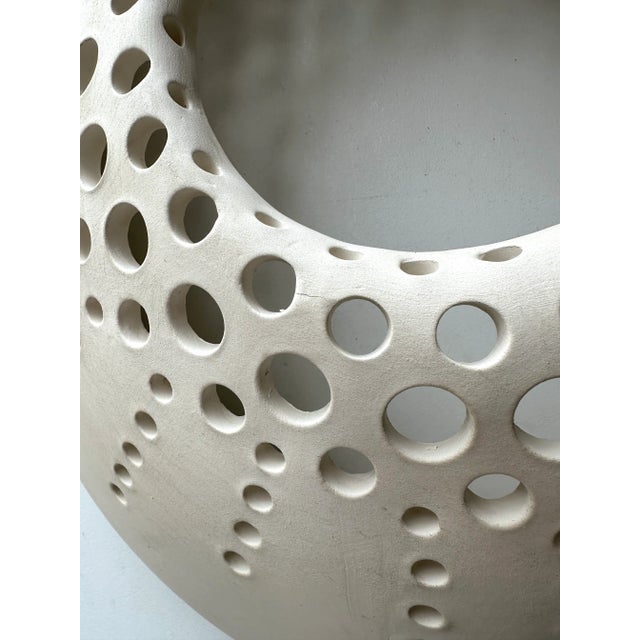 Contemporary Pair of Ceramic Sconces. Italie For Sale - Image 4 of 12