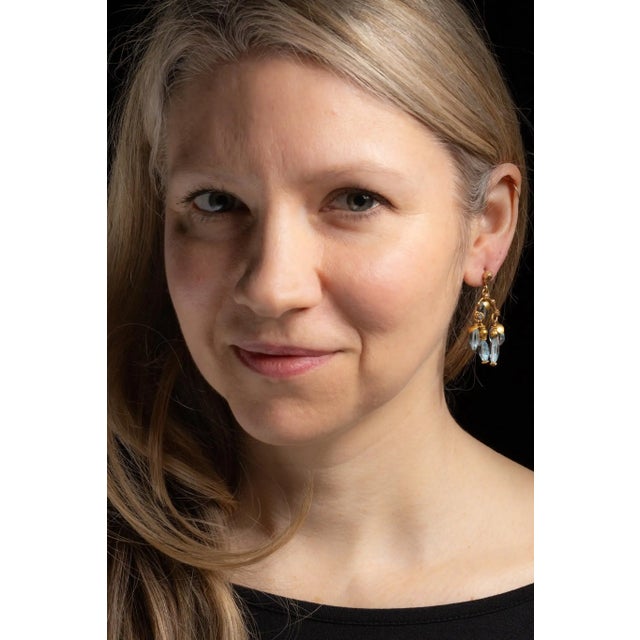 Deborah Lockhart Phillips 1990s 22k Gold Dangle Chandelier Earrings With Blue Topaz Gemstones, A Pair For Sale - Image 4 of 4