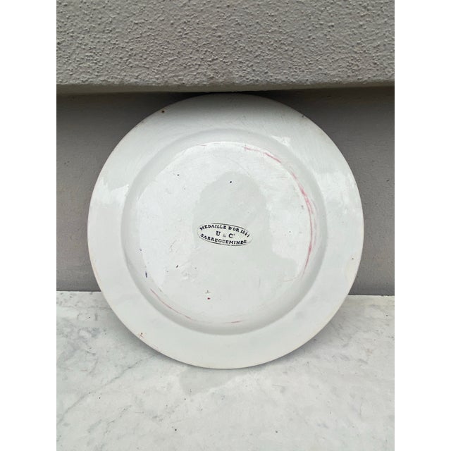 De Sarreguemines 19th Century French Faience Rose Plate Sarreguemines For Sale - Image 4 of 4