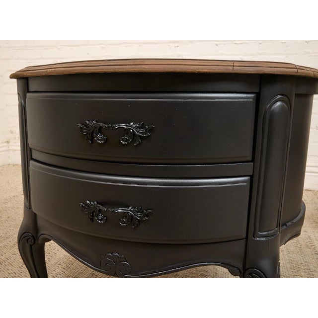 Mid 20th Century Black Vintage Burlwood Top Occasional Side Table For Sale - Image 5 of 12