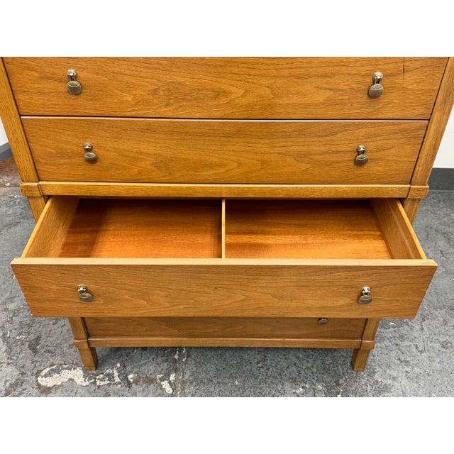 Kent Coffey Enchantment Collection Dresser, Mid 20th Century For Sale - Image 10 of 12