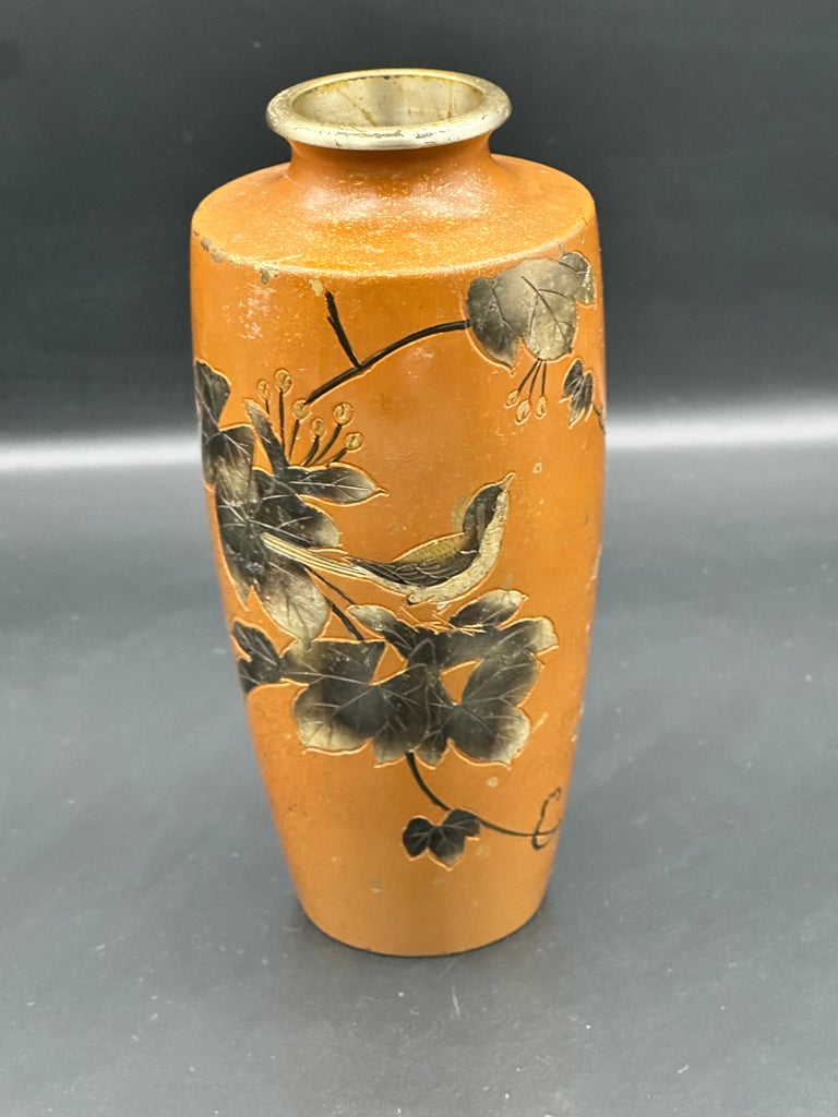 Early 20th Century Japanese Hand Painted Persimmon Vase – Bird