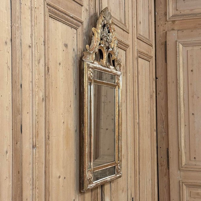 18th Century Italian Neoclassical Period Hand-Carved Giltwood Mirror For Sale - Image 15 of 16