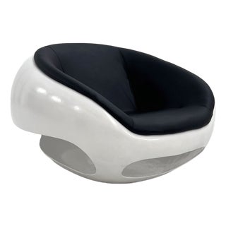Fiberglass Pod Lounge Chair by Mario Sabot, 1960s For Sale