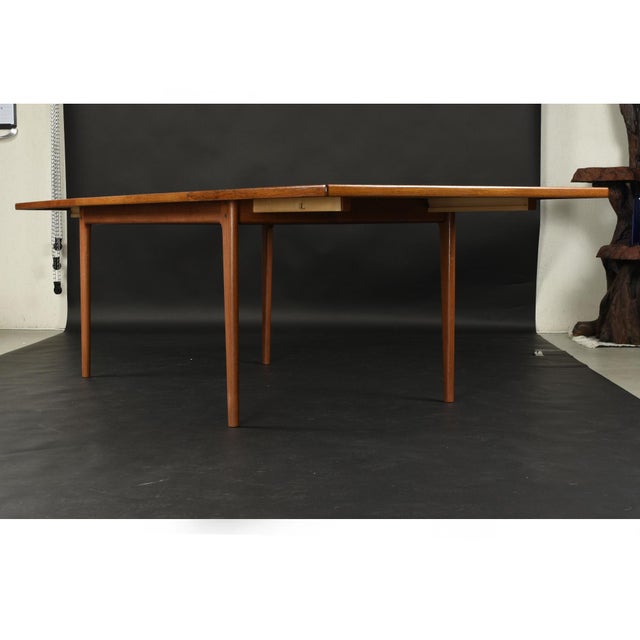 Danish Modern Teak Expanding Rectangle Dining Table Vintage 1960s For Sale - Image 10 of 17