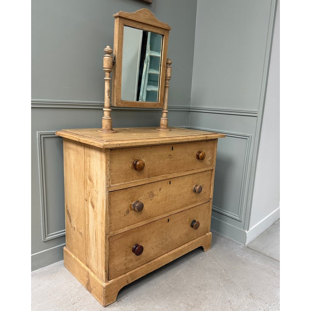 English-Style Dressing Table in Pine, 1890s For Sale - Image 8 of 15