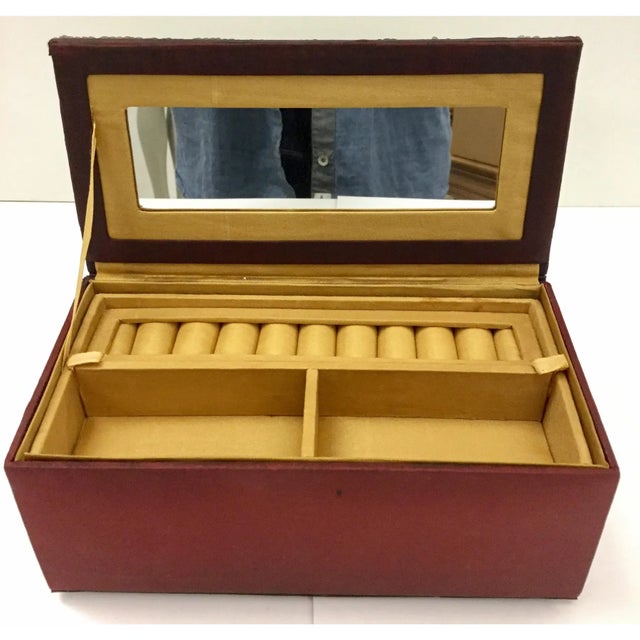 Textile 1930s Vintage Silk Beaded Jewelry Box For Sale - Image 7 of 13