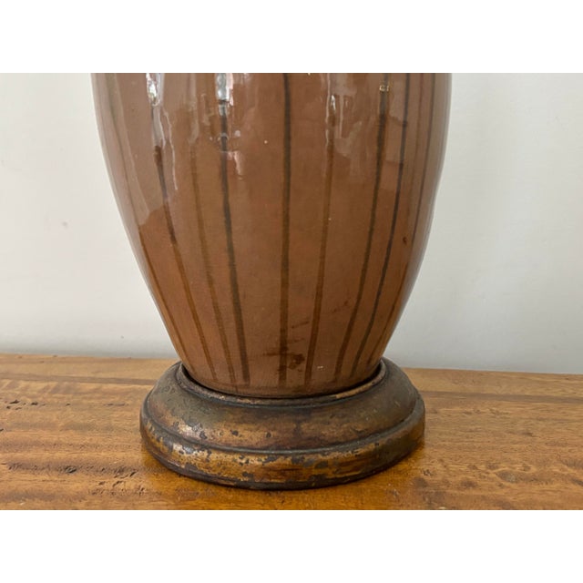 Lovely glazed Midcentury pottery table lamp, in the style of California artist David Cressey.. This heavy hand-spun glazed...