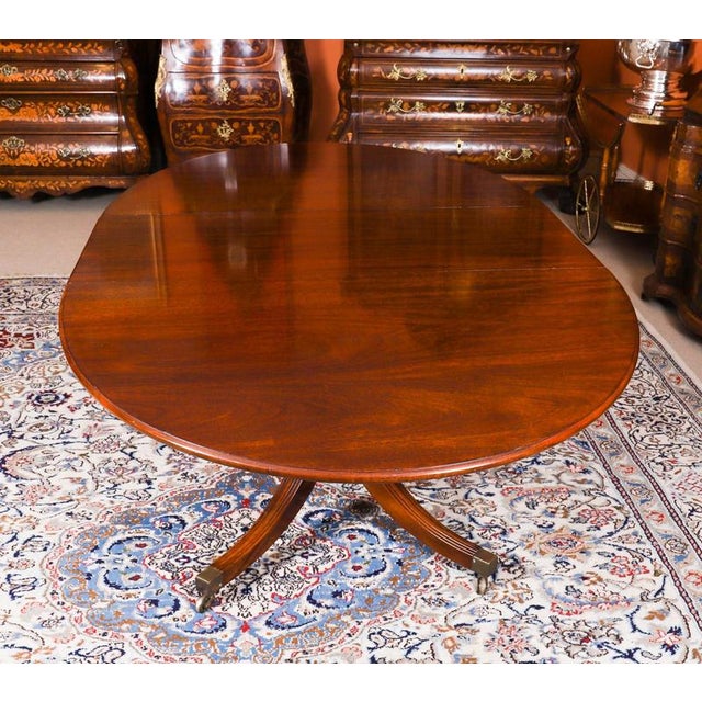 Vintage Regency Revival Oval Dining Table from William Tillman, 1990s For Sale - Image 4 of 16