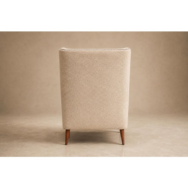 Brazilian Modern Armchair in Hardwood & Warm Oatmeal Bouclé by Giuseppe Scapinelli, 1950s For Sale - Image 13 of 18