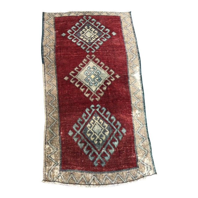1960s Vintage Door Mat Rug- 1′9″ × 3′4″ For Sale