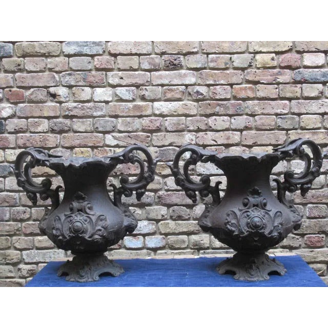 Early 20th Century Decorative Cast Iron Urns, Set of 2 For Sale - Image 6 of 7