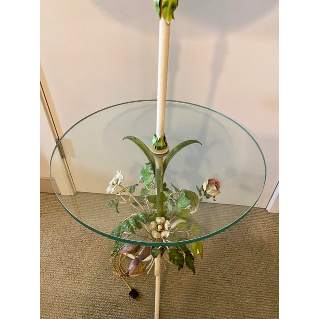 Boho Chic 1950’s Italian Tole Floor Lamp For Sale - Image 3 of 12