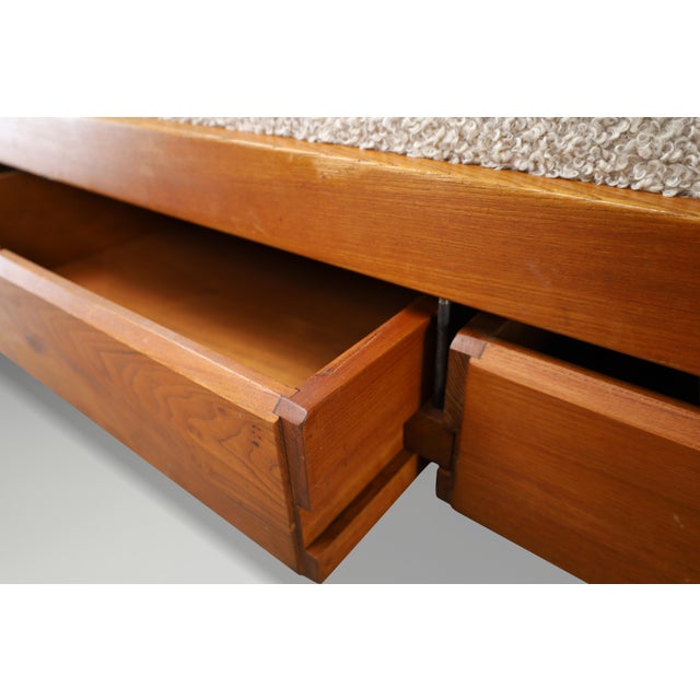 Elm Daybed in Ecru Bouclé Upholstery from Pierre Chapo, France, 1970s For Sale - Image 14 of 18