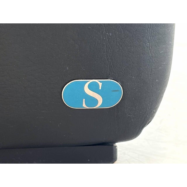 DS-2011 Black Leather Lounge Chair from De Sede, Switzerland, 1980s For Sale - Image 16 of 18