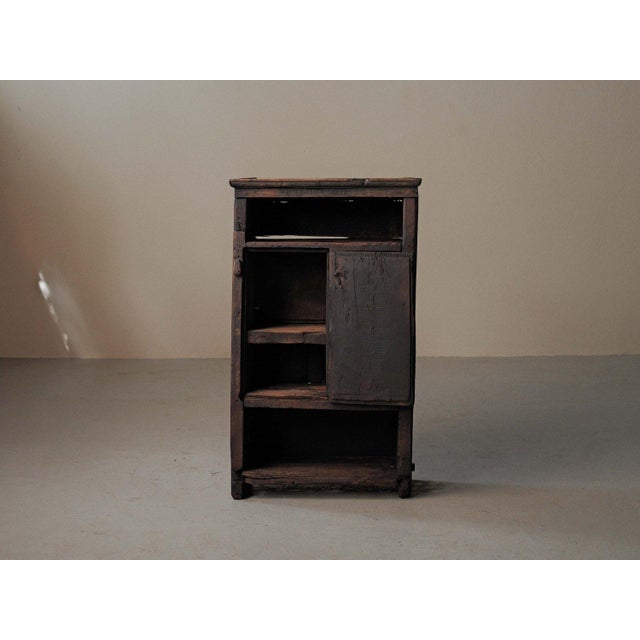 19th Century Primitive Mountain Cabinet in Wood For Sale - Image 6 of 18