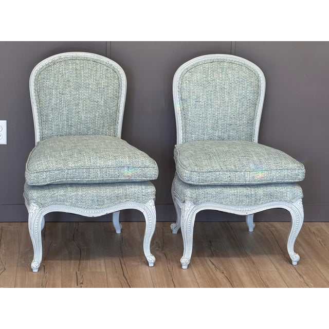 French Pair of Mid-20th Century Louis XVI Style Slipper Chairs For Sale - Image 3 of 10