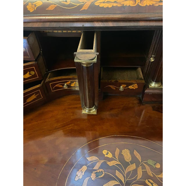 Antique Mahogany Floral Marquetry Inlaid Cylinder Bureau, 1780s For Sale - Image 6 of 18