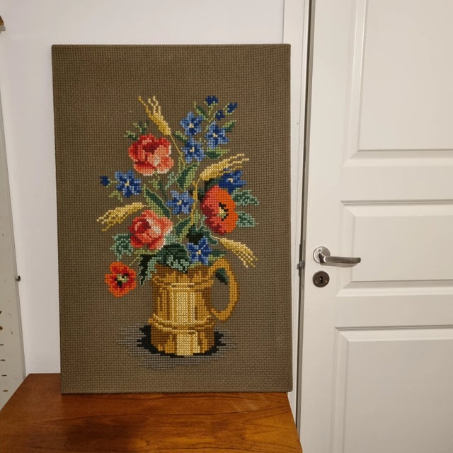 Brown 1970s Scandinavian Hand-Embroidered Large Flower Pattern Wall Decoration For Sale - Image 8 of 9