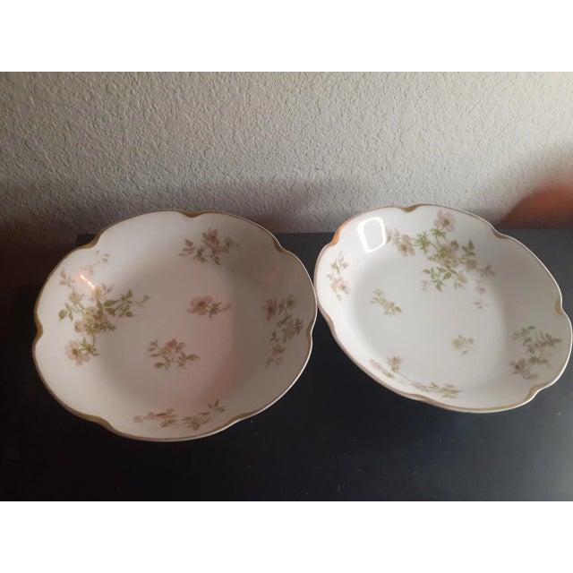 French Antique Circa 1840 Theodore Haviland Limoges France Scalloped Bowls. Set of 2 For Sale - Image 3 of 6