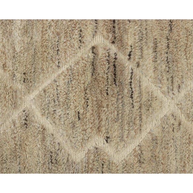 Contemporary Hand-Knotted Wool Premium Rug by Azele Studio For Sale - Image 3 of 12