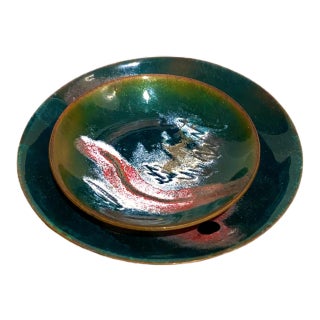 Vintage Enamel on Brass Nesting Ashtrays - a Set of 2 For Sale