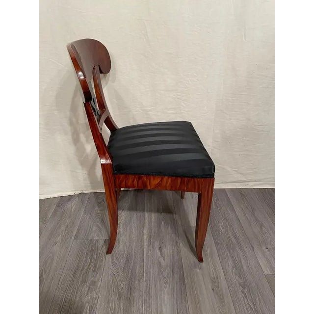 Biedermeier 1820 South German Biedermeier Walnut Chair For Sale - Image 3 of 8