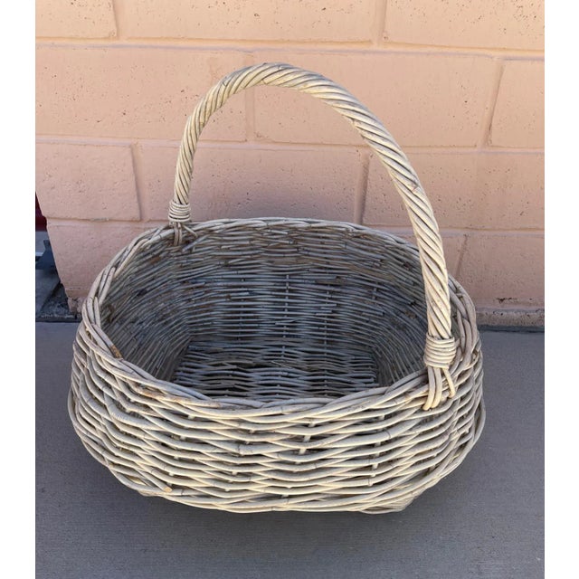 1980s Rustic Farmhouse Large Wicker Gathering Basket For Sale - Image 5 of 7