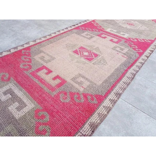 Turkish 1960s Oversize Oushak Runner Rug For Sale - Image 3 of 10