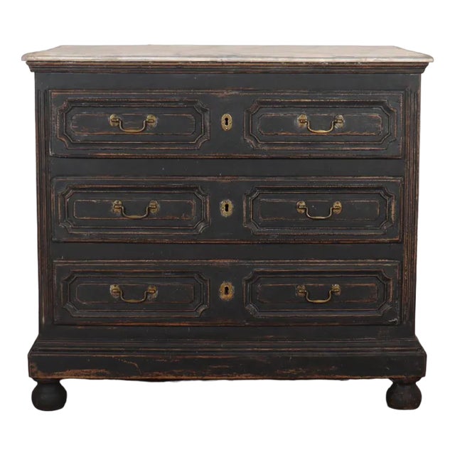 18th Century French Commode For Sale