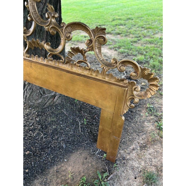Gold 1950s Mid Century Italian Hollywood Regency Gilt Metal King Headboard. For Sale - Image 8 of 10