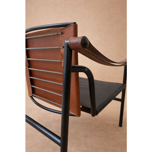 LC1 Tilting Back Chair in Leather by Le Corbusier for Cassina, 1980s For Sale - Image 3 of 8