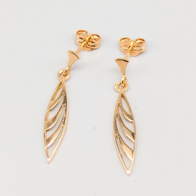 Earrings in Gold, Set of 2 For Sale - Image 5 of 5