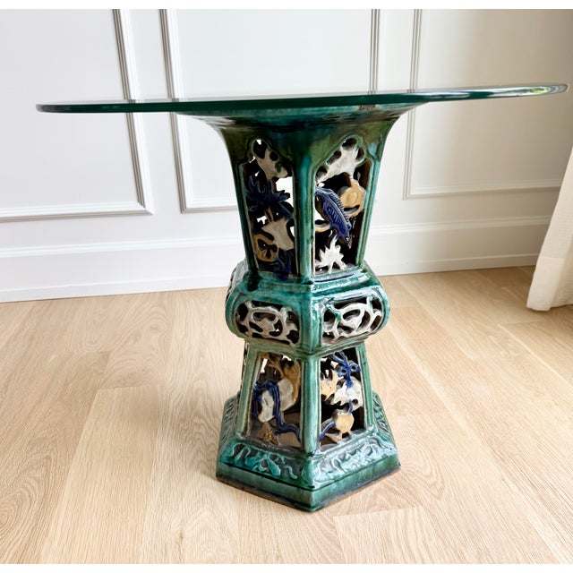 Chinoiserie 1950s Chinese Export Pierced Ceramic Pedestal Table With Custom Glass Top For Sale - Image 3 of 8