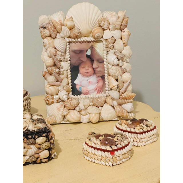 Wood 1970s Vintage Tony Duquette Style Seashell Picture Frame For Sale - Image 7 of 8