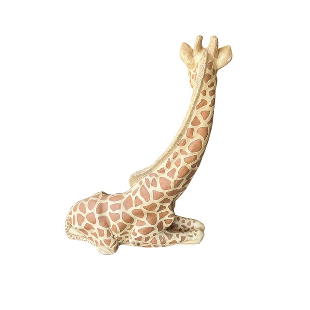 Marwal Ind. Inc. Vintage 1970s Marwal Seated Giraffe Sculpture – Hand-Painted Boho Folk Art Figurine For Sale - Image 4 of 17