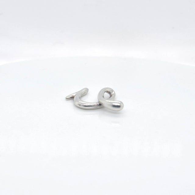 Silver Vintage Elsa Peretti Tiffany & Co. Sterling Silver Letter "U" Pendant Necklace For Sale - Image 8 of 11