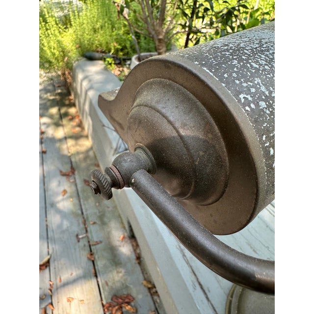 Vintage Brass and Metal Banker's Lamp For Sale In New York - Image 6 of 9